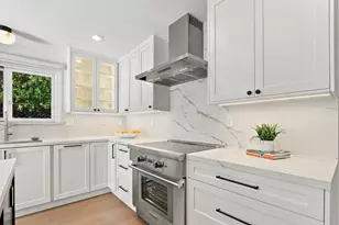 227 Belgatos Rd, Los Gatos, CA 95032 - Photo 16