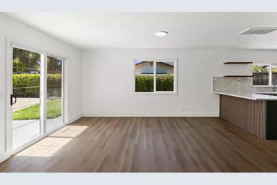 19488 Brockton Ln, Saratoga, CA 95070 - Photo 6