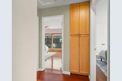 2104 Meadow View Pl, San Mateo, CA 94401 - Photo 30