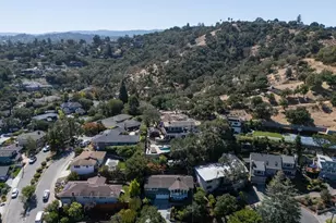 2937 Sherwood Dr, San Carlos, CA 94070 - Photo 44