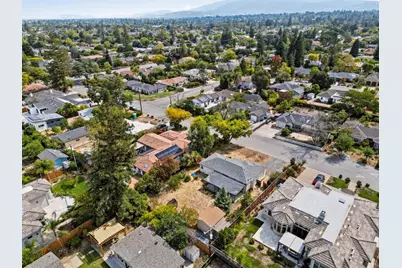18613 Devon Ave, Saratoga, CA 95070 - Photo 8