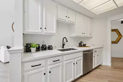 20 Cove Ln, Redwood City, CA 94065 - Photo 20