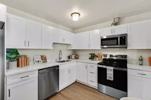 1171 Compass Ln 307, Foster City, CA 94404 - Photo 8