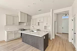 604 Fulton Way, Hollister, CA 95023 - Photo 14