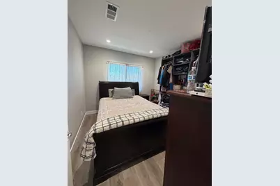 Address Not Disclosed, Oakland, CA 94605 - Photo 8