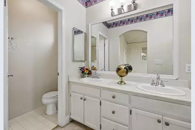 1627 Decarli St, Stockton, CA 95206 - Photo 16