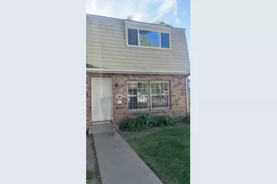 4493 NE Townehome Dr, Stockton, CA 95207 - Photo 2