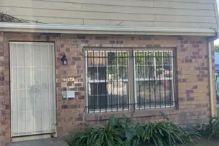4493 NE Townehome Dr, Stockton, CA 95207 - Photo 2