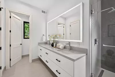 1084 Moffett Cir, Palo Alto, CA 94303 - Photo 52