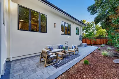 1084 Moffett Cir, Palo Alto, CA 94303 - Photo 60