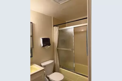 3813 Barker Dr, San Jose, CA 95117 - Photo 18