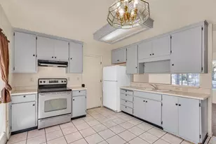 108 Friggs Ct, Los Banos, CA 93635 - Photo 10