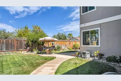 7385 Thayer Ct, Gilroy, CA 95020 - Photo 6