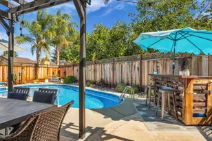 7385 Thayer Ct, Gilroy, CA 95020 - Photo 16
