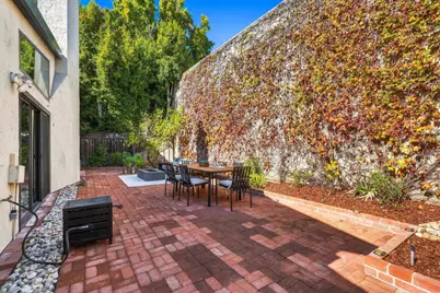 820 Jefferson Ct, San Mateo, CA 94401 - Photo 40