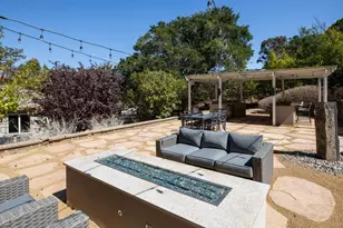 10650 Magdalena Rd, Los Altos Hills, CA 94024 - Photo 56