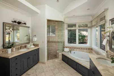 10650 Magdalena Rd, Los Altos Hills, CA 94024 - Photo 24