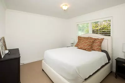 25 Corto Ln, Woodside, CA 94062 - Photo 8