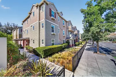 1033 Scotia Ter 202, Sunnyvale, CA 94089 - Photo 4