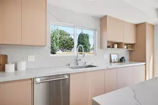 1502 Woodson Ct, San Jose, CA 95118 - Photo 18