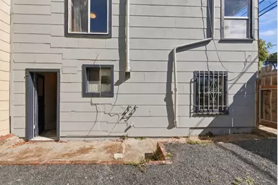 400 Munich St, San Francisco, CA 94112 - Photo 32