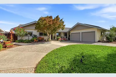 7580 Santa Barbara Dr, Gilroy, CA 95020 - Photo 2