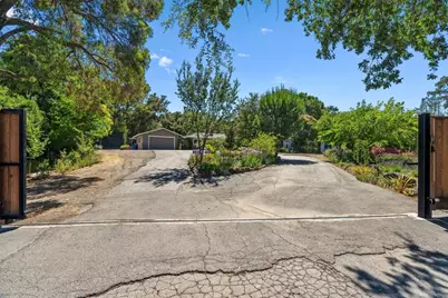 9465 Watsonville Rd, Gilroy, CA 95020 - Photo 64