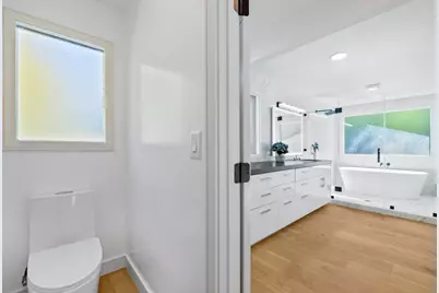 11234 Sun Valley Dr, Oakland, CA 94605 - Photo 20