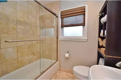 1869 N 5th St, Concord, CA 94519 - Photo 16