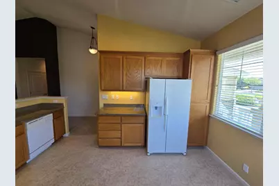 430 Vivienne Dr, Watsonville, CA 95076 - Photo 10