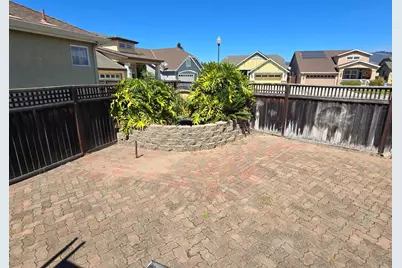 430 Vivienne Dr, Watsonville, CA 95076 - Photo 36