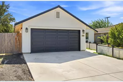 2024 Ellis St, Modesto, CA 95354 - Photo 2