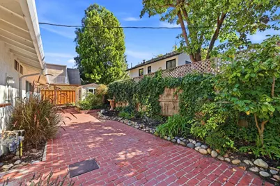 1319 Hopkins Ave, Palo Alto, CA 94301 - Photo 14