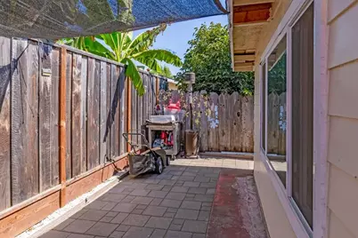 748 Hill, Watsonville, CA 95076 - Photo 22