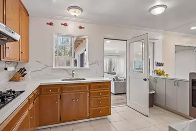 748 Hill, Watsonville, CA 95076 - Photo 10