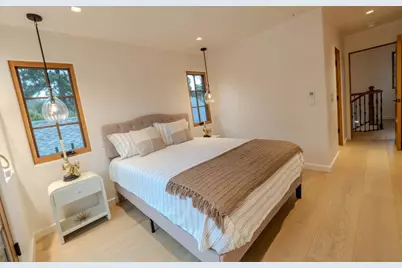 960 NE Mission St, Carmel, CA 93921 - Photo 18