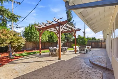 3367 Lindenoaks Dr, San Jose, CA 95117 - Photo 34