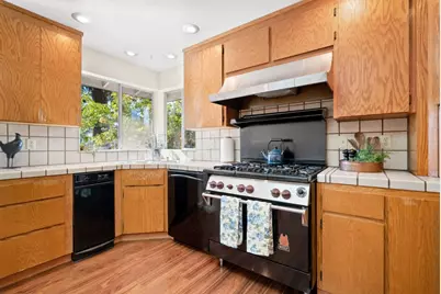 218 Siesta Dr, Aptos, CA 95003 - Photo 14