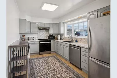 214 Manor Dr, South San Francisco, CA 94080 - Photo 32
