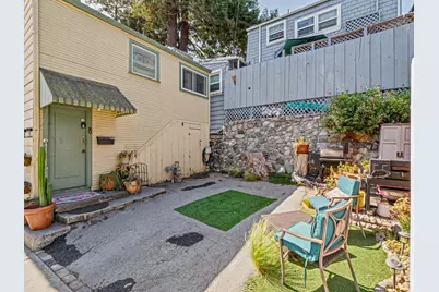 431 Capitola Ave, Capitola, CA 95010 - Photo 38