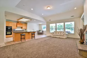 13921 Simko Ranch Ln, Galt, CA 95632 - Photo 16