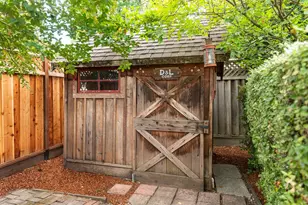 950 Camino Dr, Santa Clara, CA 95050 - Photo 38