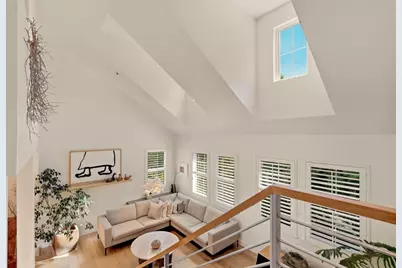 24 Creekside Ln, San Mateo, CA 94401 - Photo 8