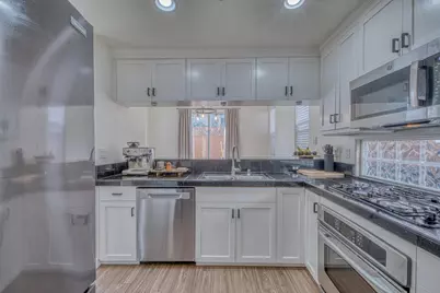 1960 Bradbury St, Salinas, CA 93906 - Photo 10