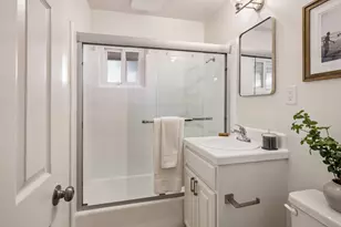1682 Yale Dr, Mountain View, CA 94040 - Photo 14