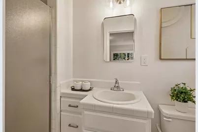 1682 Yale Dr, Mountain View, CA 94040 - Photo 12