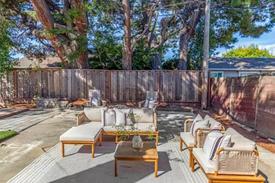 1682 Yale Dr, Mountain View, CA 94040 - Photo 16