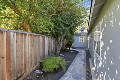 930 Maddux Dr, Palo Alto, CA 94303 - Photo 38