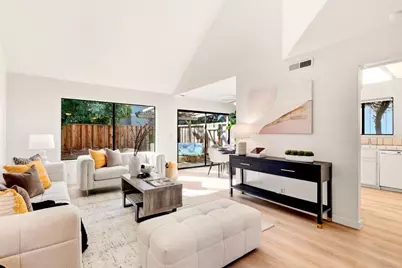 17079 Creekside Cir, Morgan Hill, CA 95037 - Photo 4