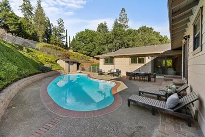 775 W California Way, Woodside, CA 94062 - Photo 36